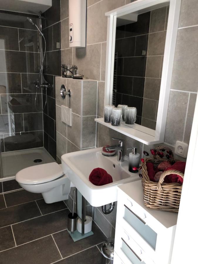 Ferienwohnung Wohnen beim Brotsommelier Darmstadt Exterior foto